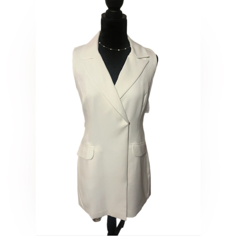NWT Forever New Cream Tailored Blazer Dress- size 4